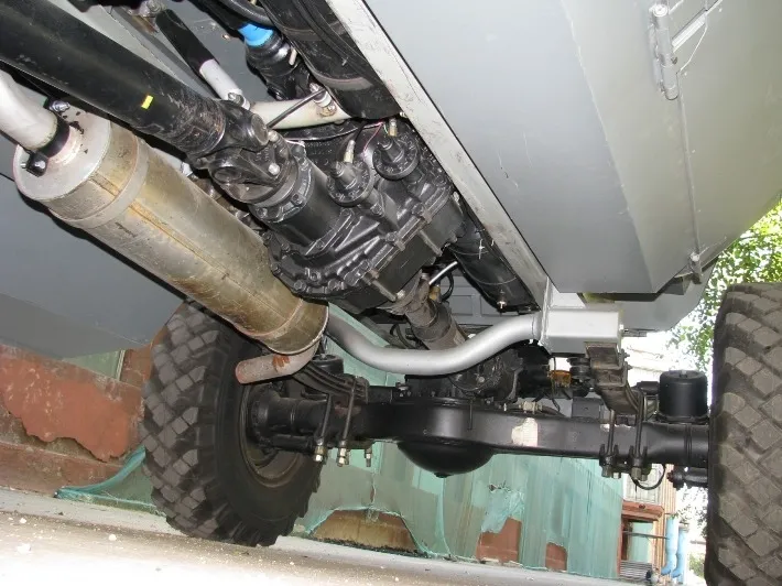 7153318-12-full.jpg