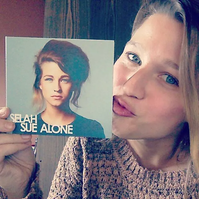 7166883-selah-sue.png