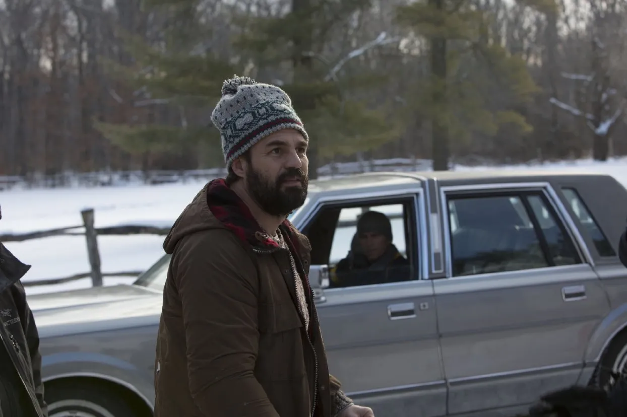 7184526-foxcatcher.jpg