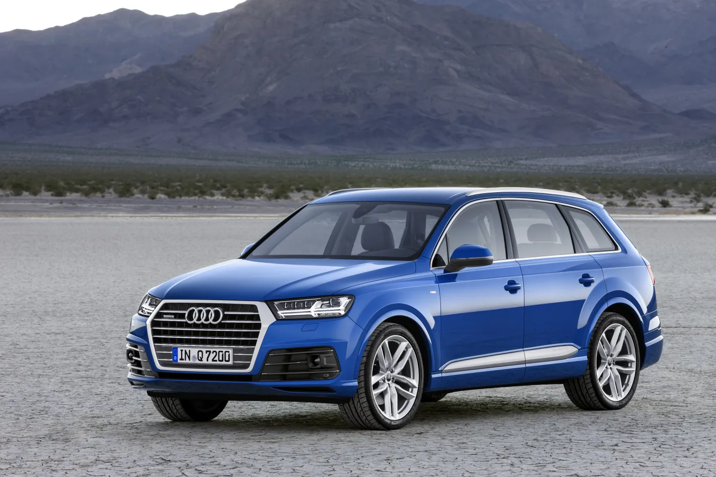 7187548-audi-q7.jpg