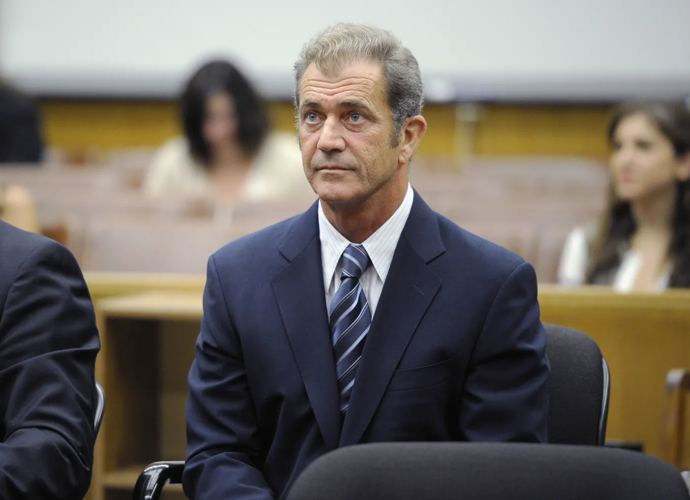 6866892-mel-gibson.jpg