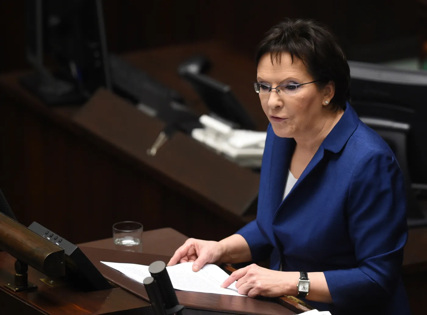 Kopacz jak młoda aktorka? Co premier mówiła ciałem podczas expose. ANALIZA EKSPERTA