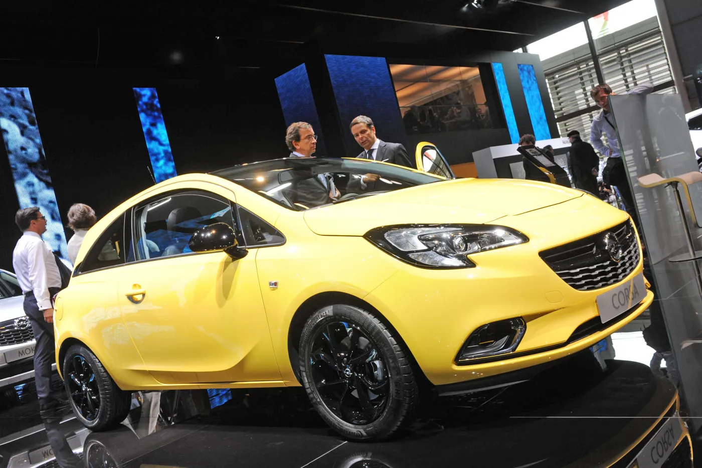 6954917-opel-corsa.jpg