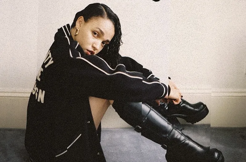 6740980-fka-twigs.jpg