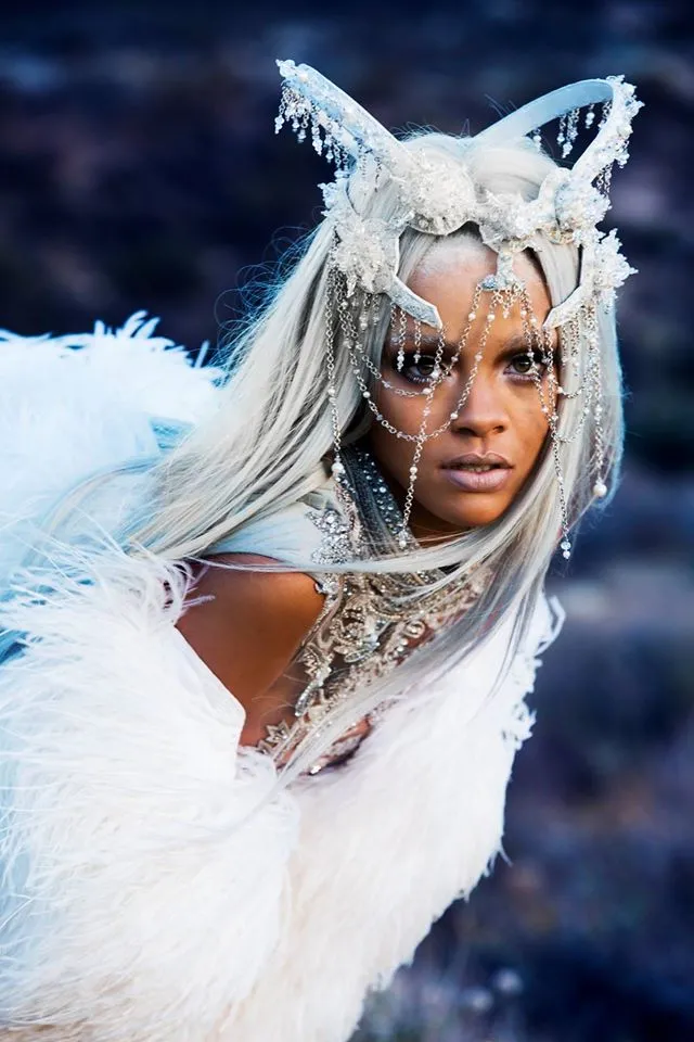 6991117-rihanna.jpg