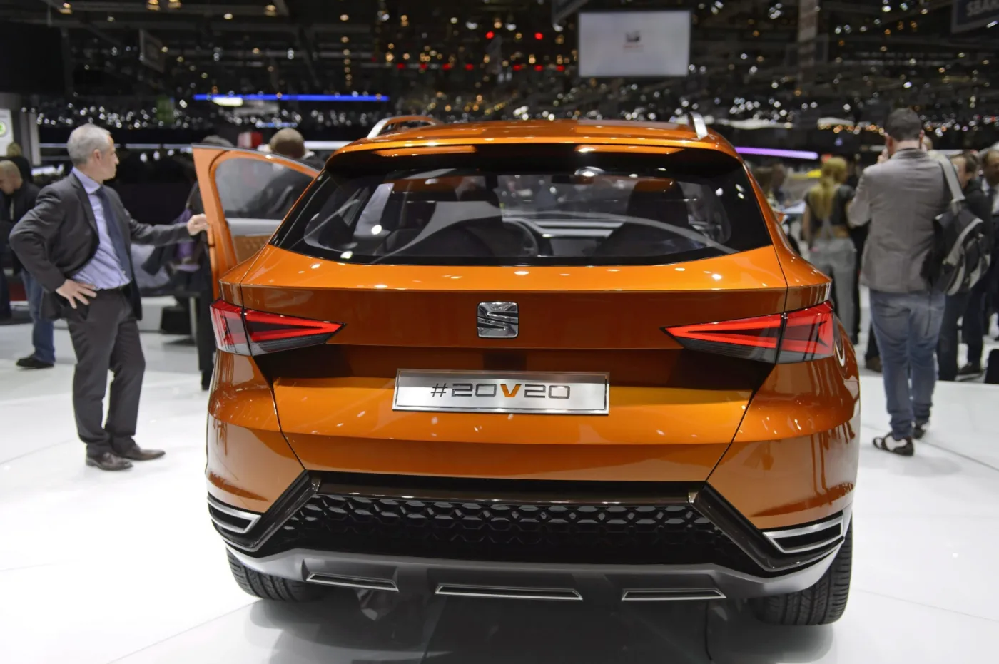 7497721-seat-20v20.jpg