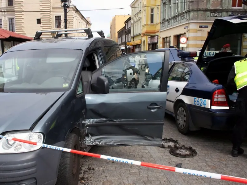7537570-policja-oi.jpg