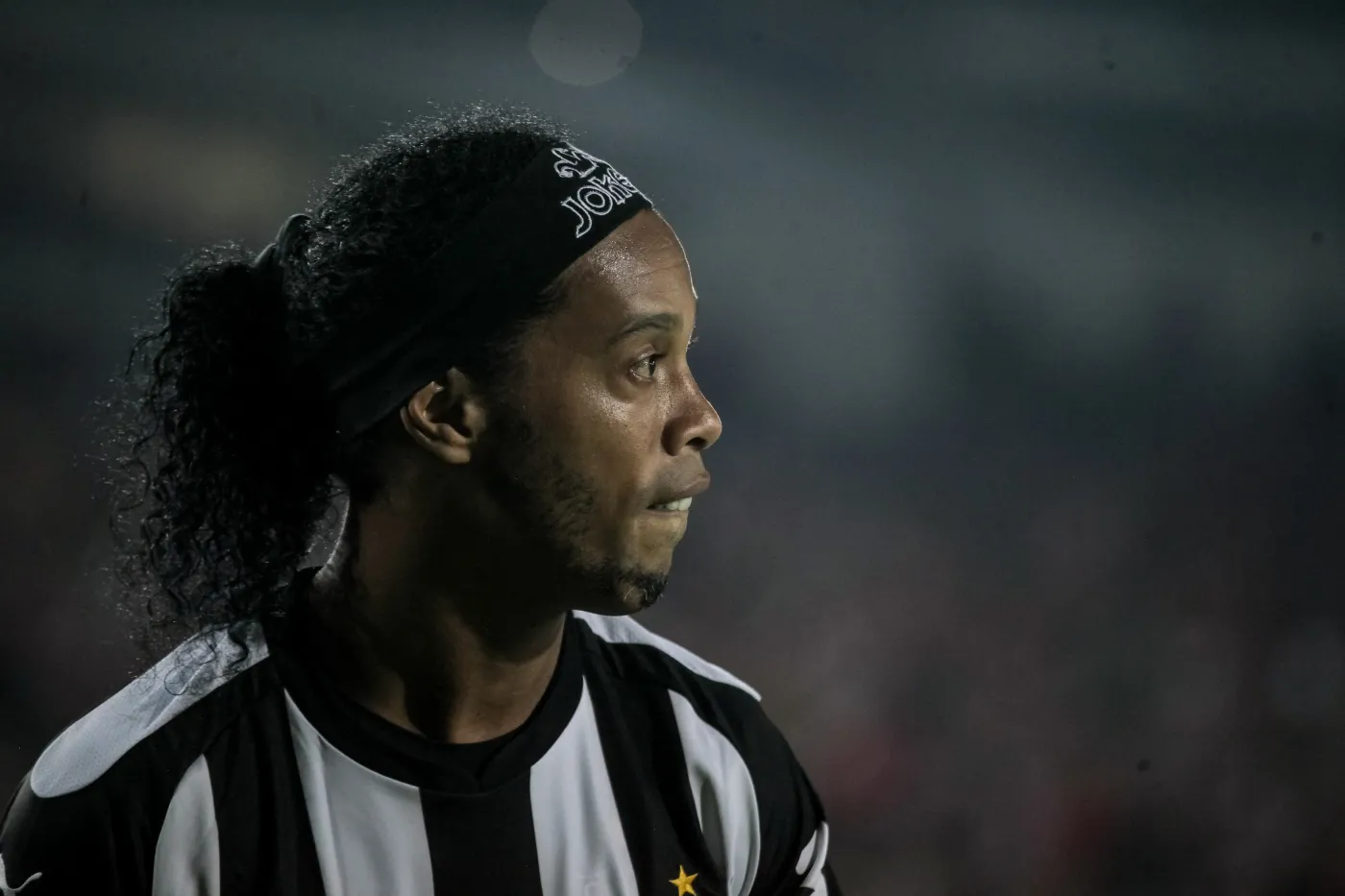 7544542-ronaldinho.jpg