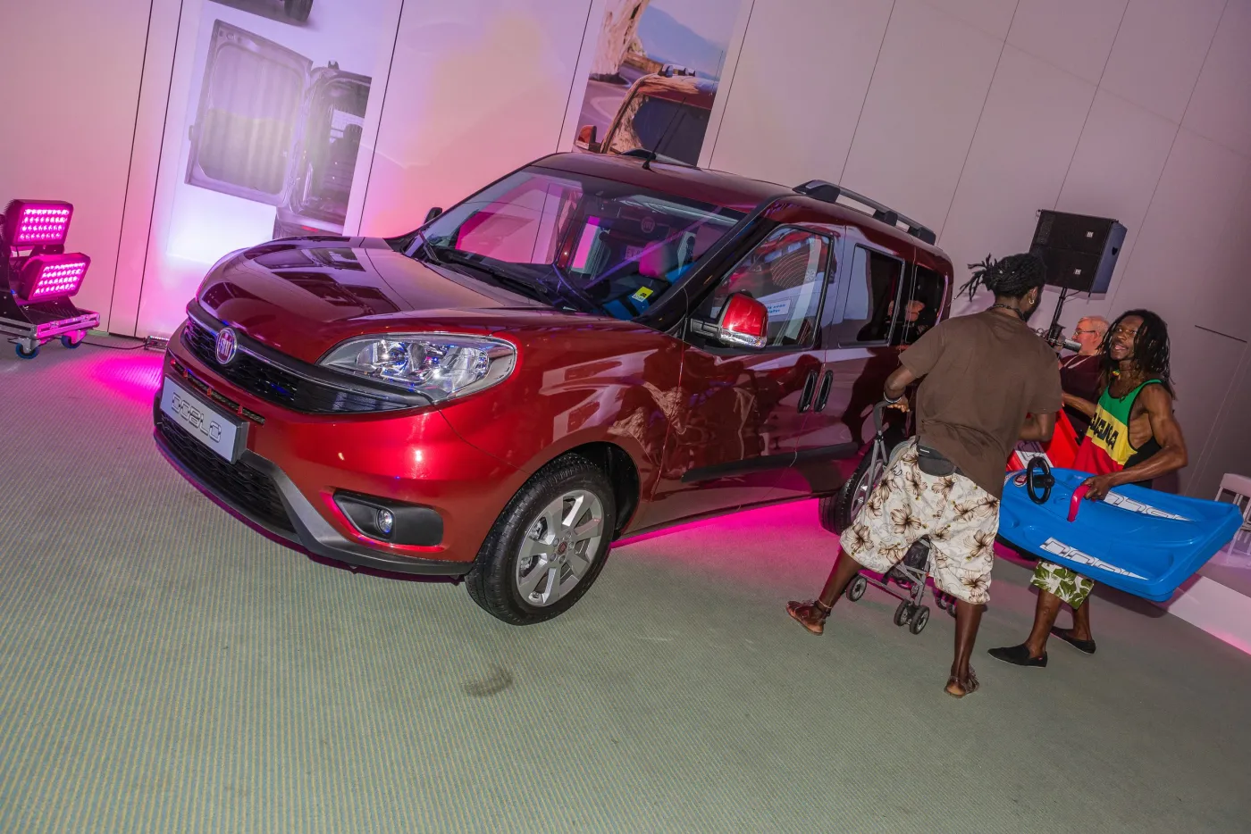 7550731-fiat-doblo.jpg