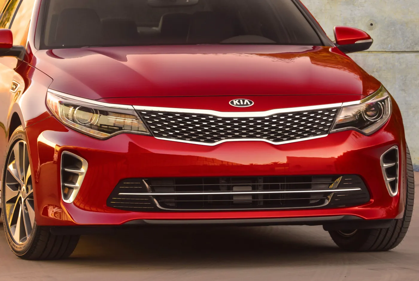 7586901-kia-optima.jpg