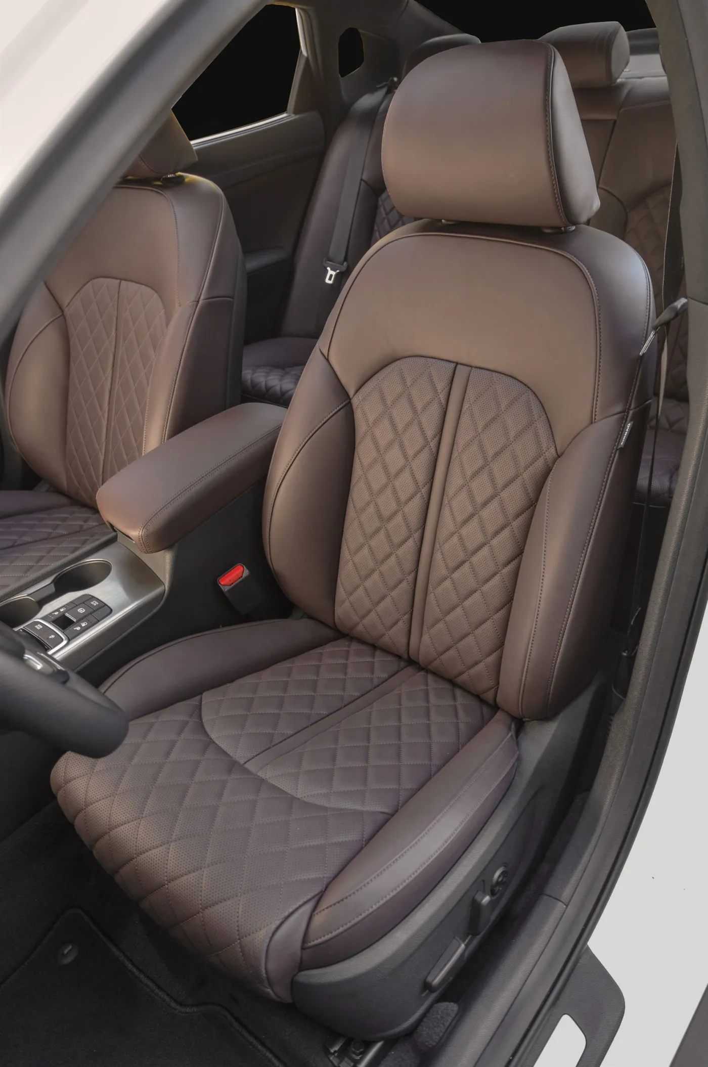 7613186-kia-optima.jpg