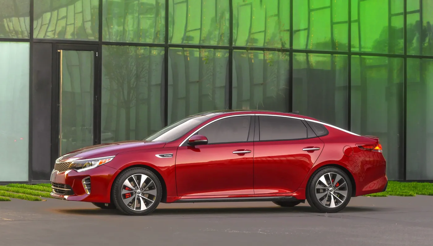7613215-kia-optima.jpg