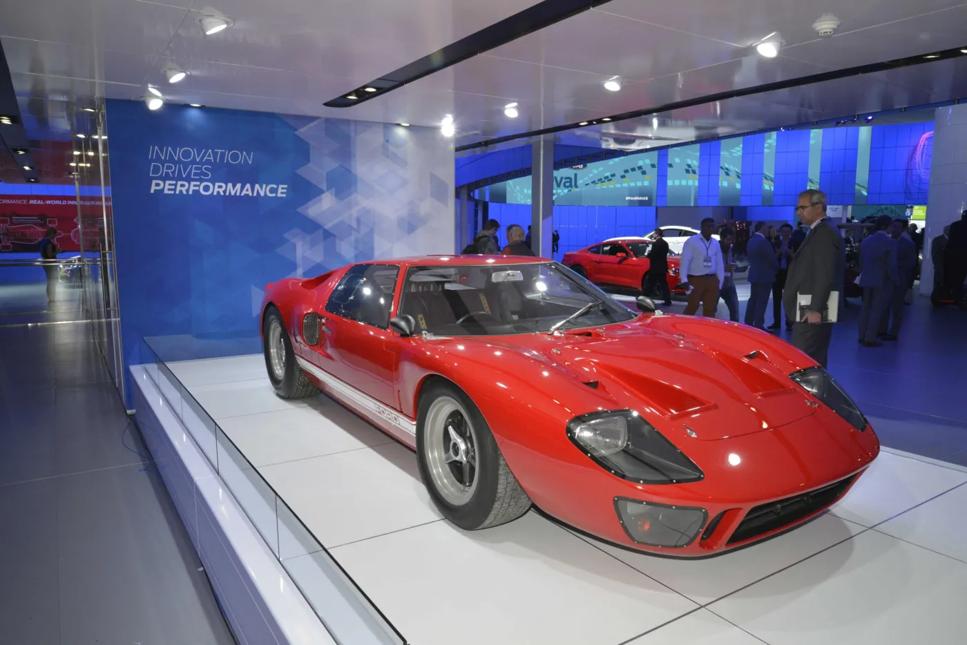 7298290-ford-gt.jpg