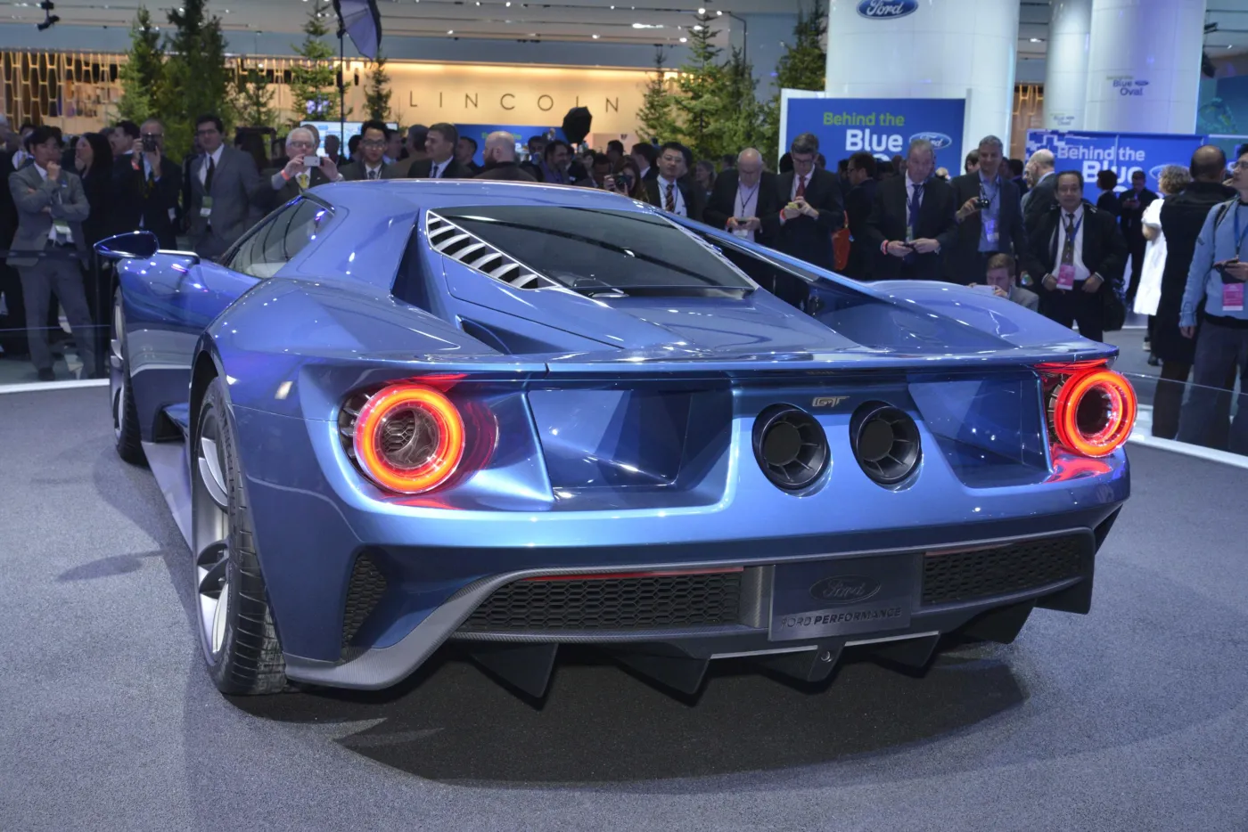 7298348-ford-gt.jpg