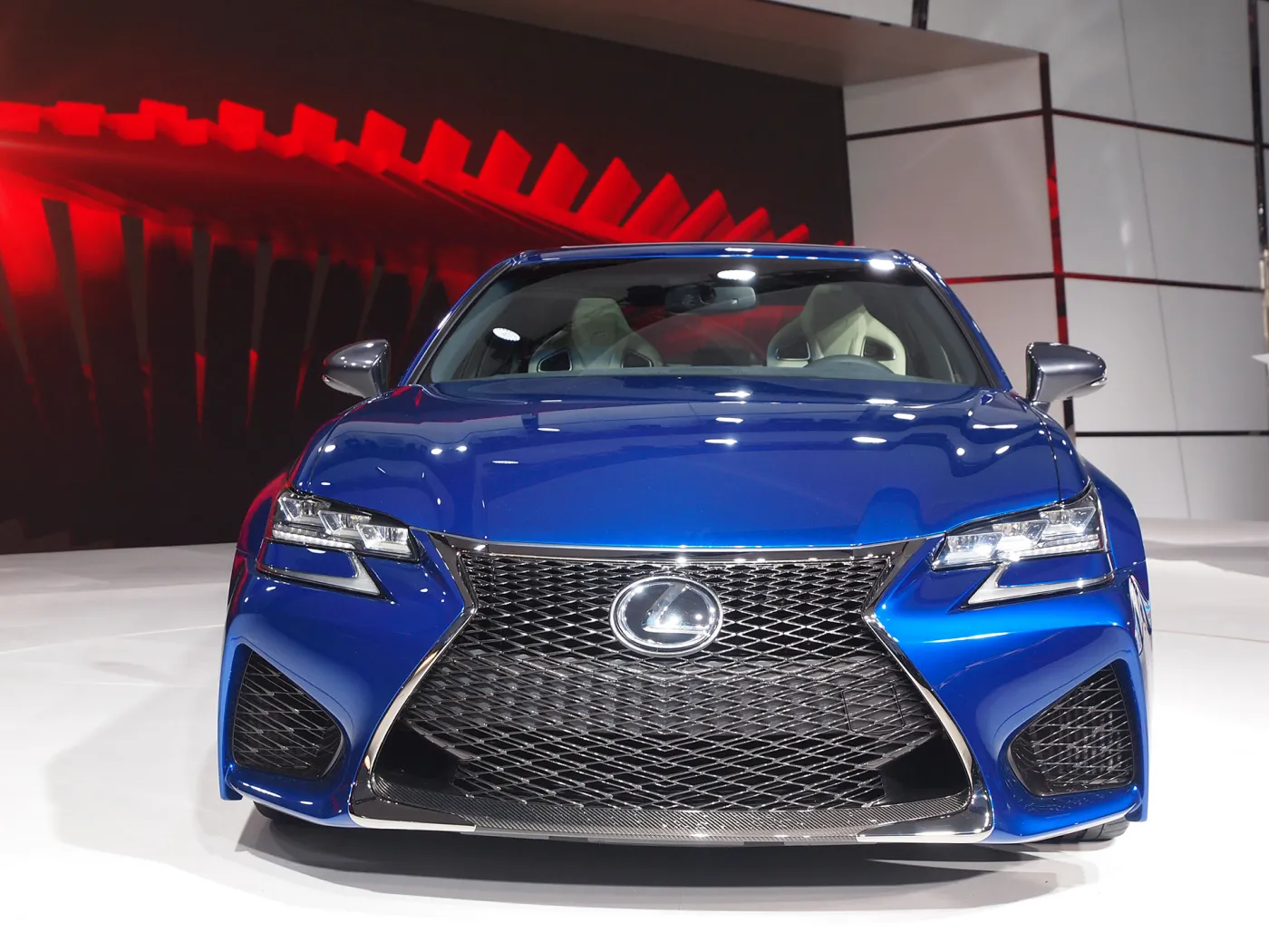 7305248-lexus-gs-f.jpg