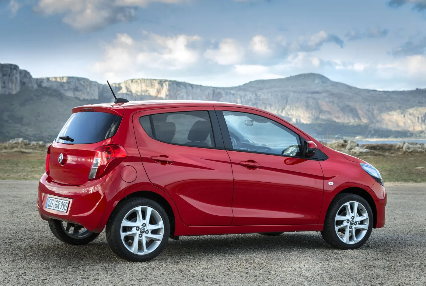 7317566-opel-karl.jpg