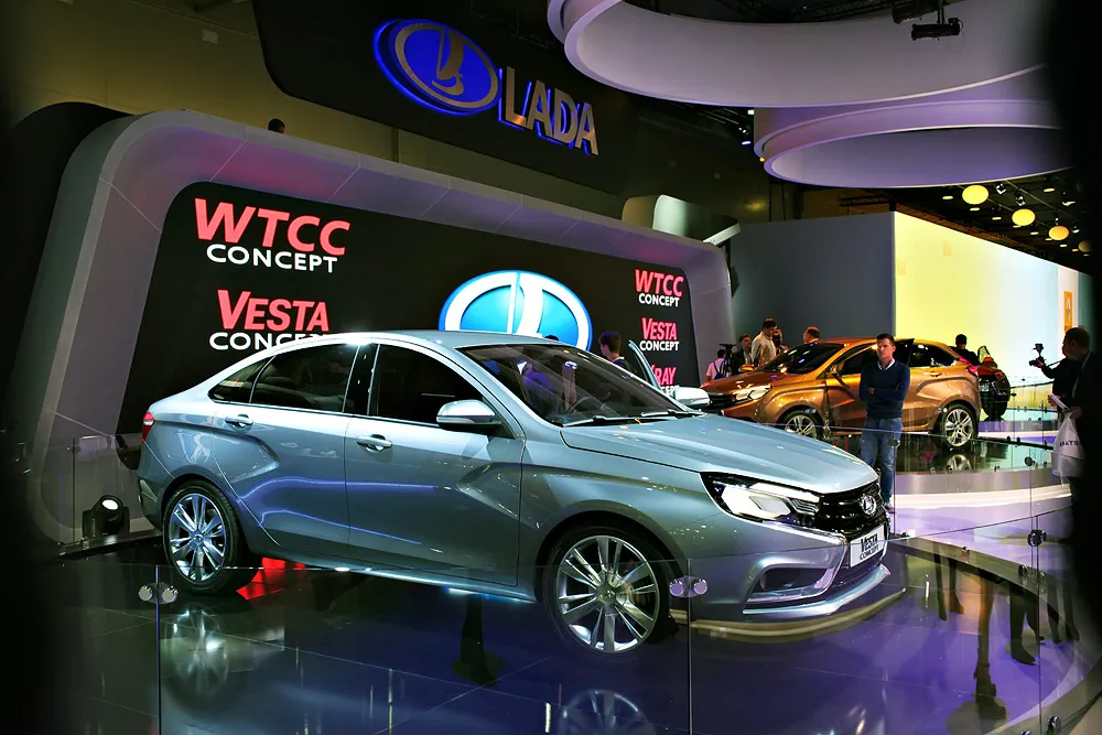 7323561-lada-vesta.jpg