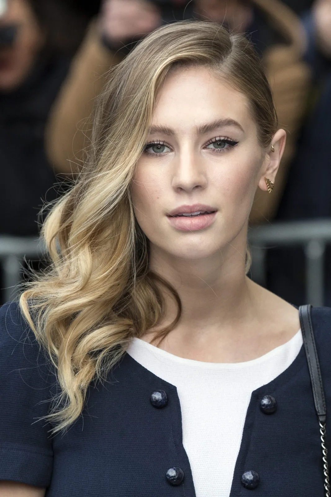 7353359-dylan-penn.jpg