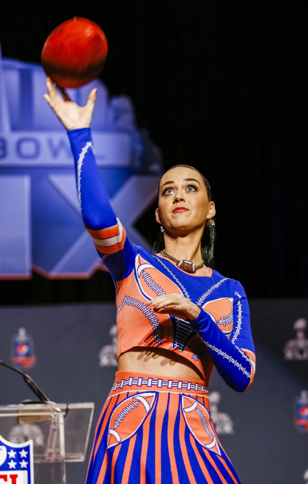 7363734-katy-perry.jpg