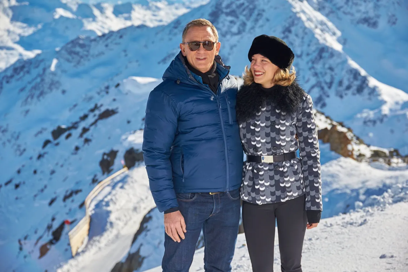 7403154-spectre.jpg
