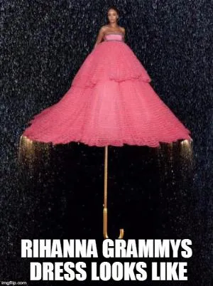 7410035-rihanna.jpg