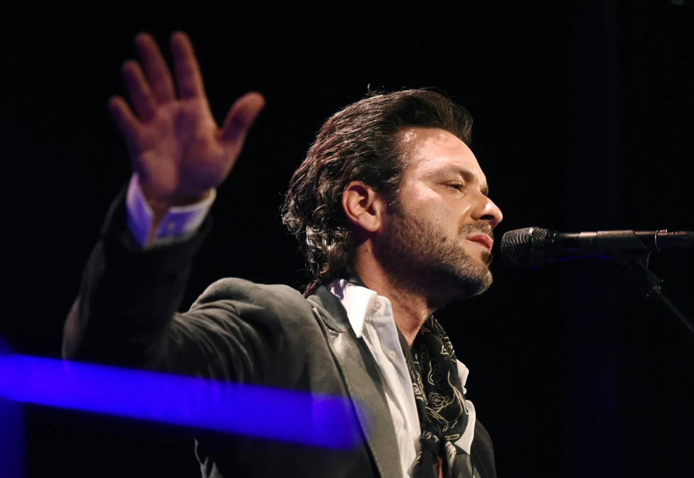 7443858-adam-cohen.jpg