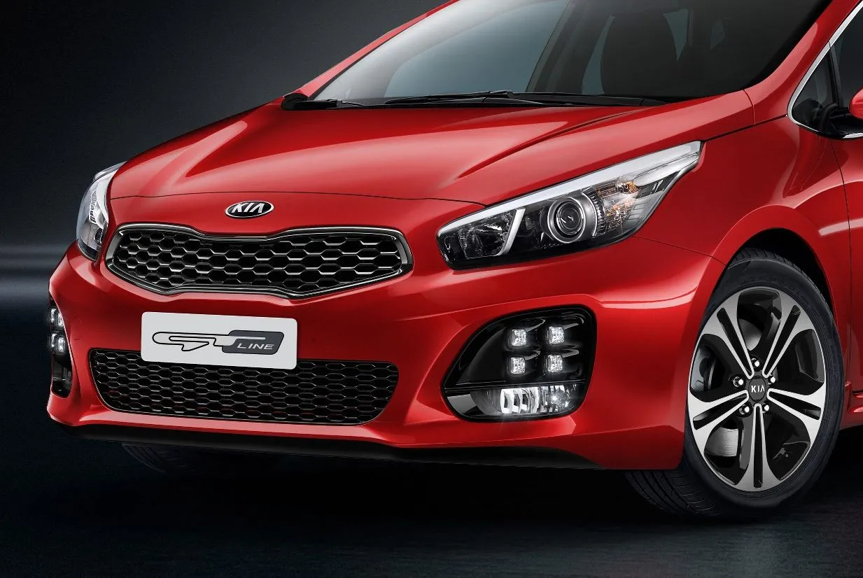 7450096-kia-cee-d.jpg