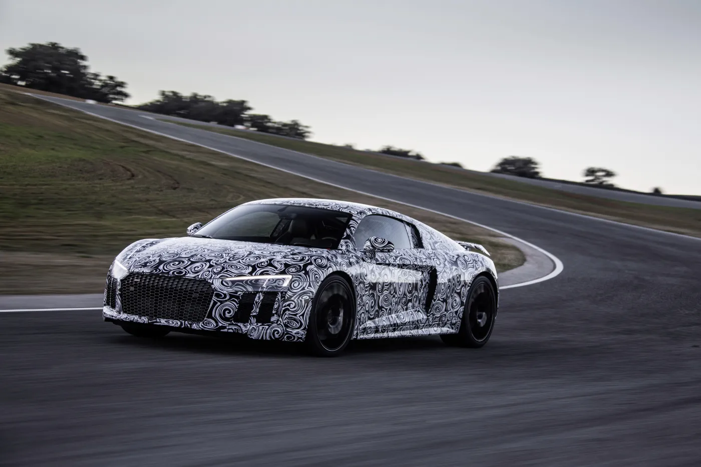 7475493-audi-r8.jpg