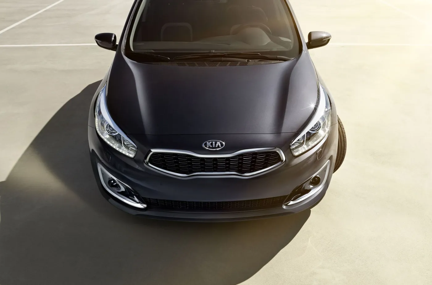 7929860-kia-cee-d.jpg