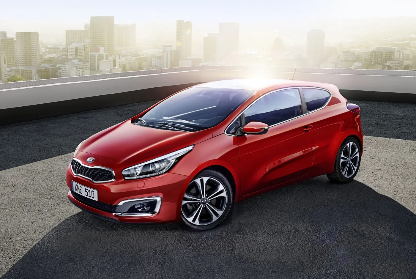 7929920-kia-cee-d.jpg
