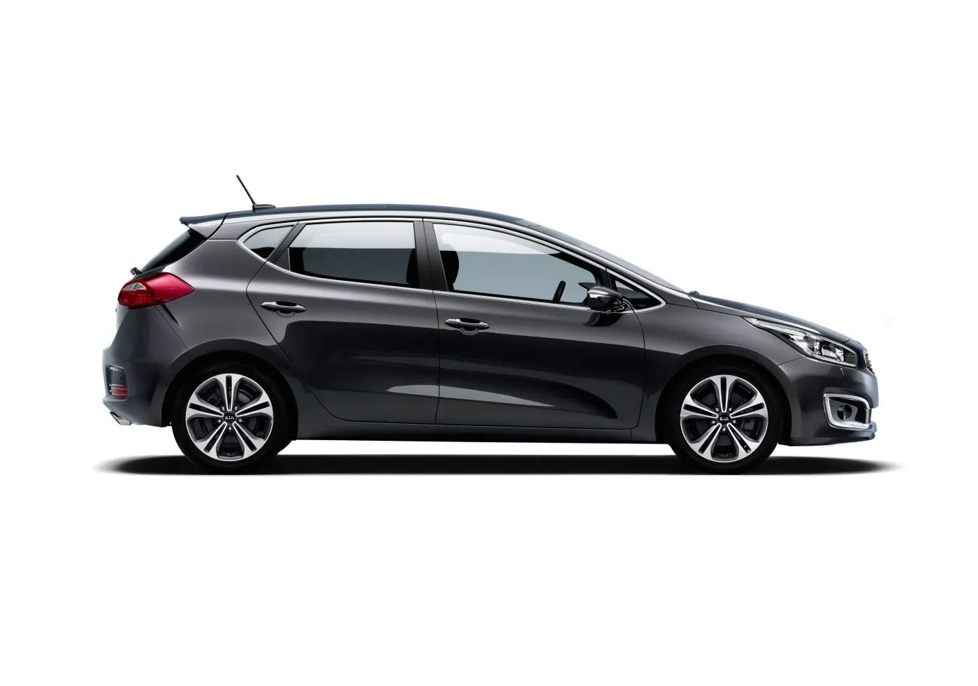 7929270-kia-cee-d.jpg
