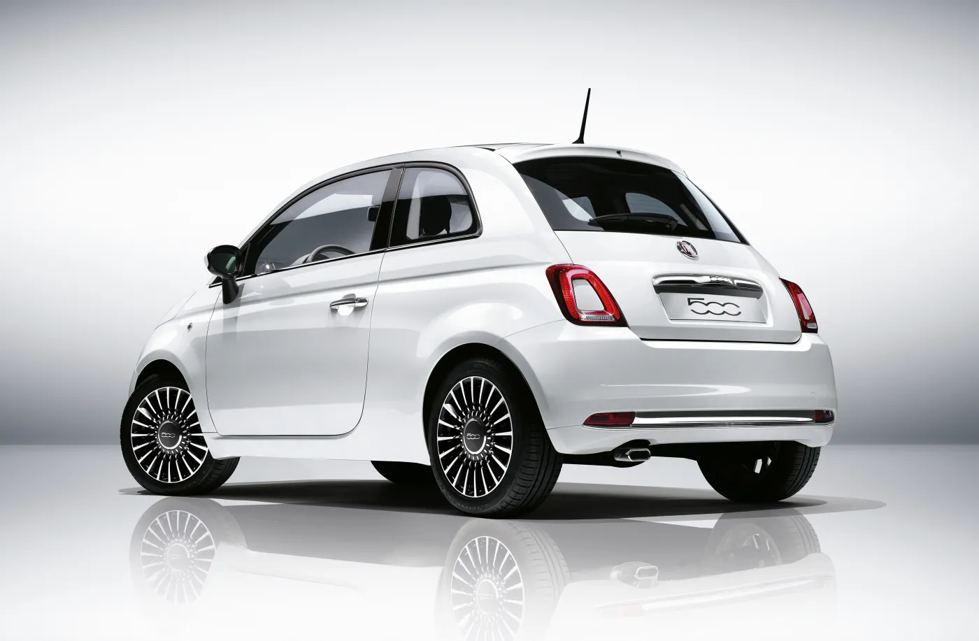 7933809-fiat-500.jpg