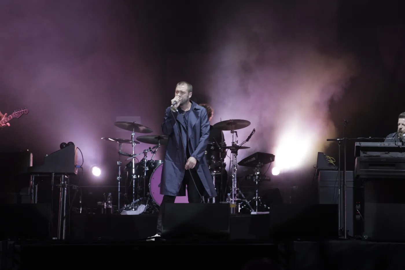 7947564-kasabian.jpg