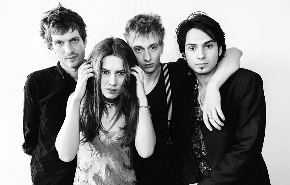8103238-wolf-alice.jpg