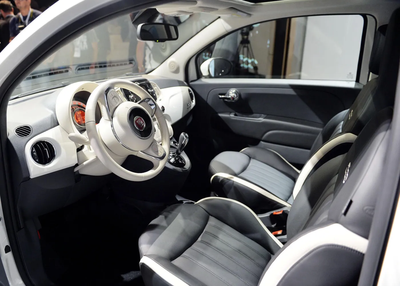 7979819-fiat-500.jpg