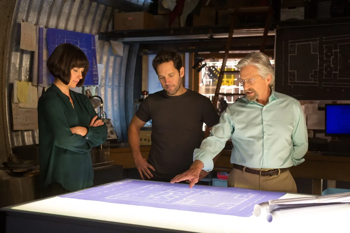7986224-ant-man.jpg