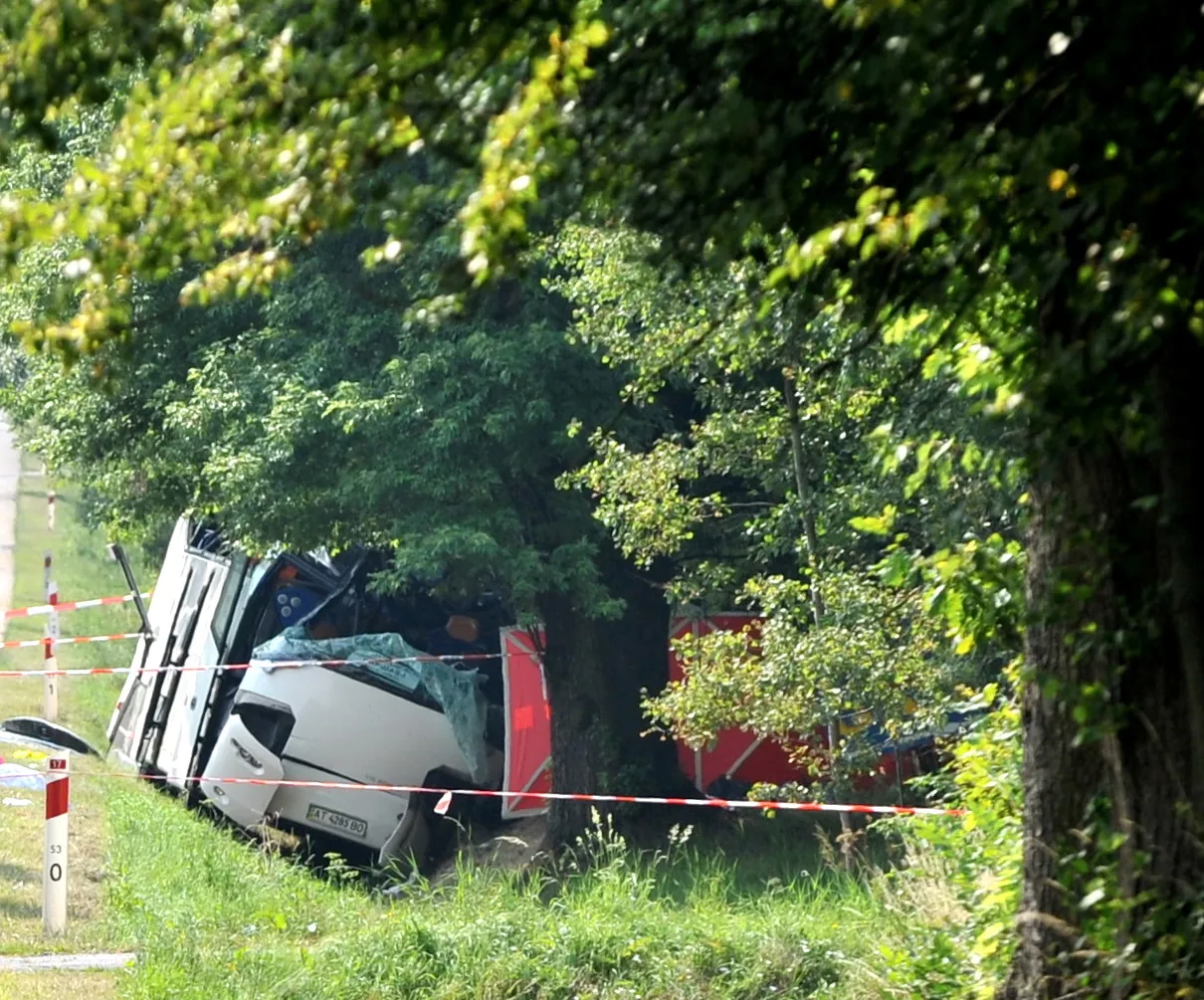 Tragiczny wypadek autobusu w Garwolinie. Są zabici