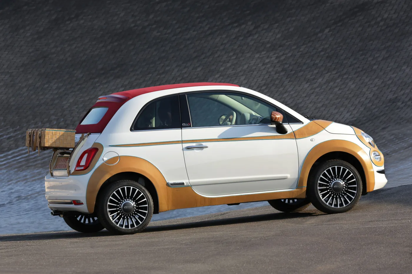 8047553-fiat-500.jpg