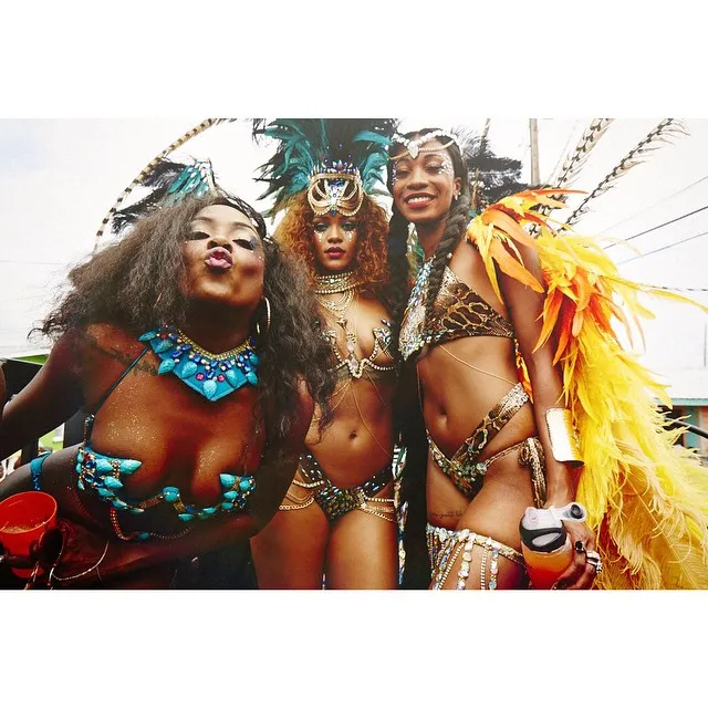 8050766-rihanna.jpg