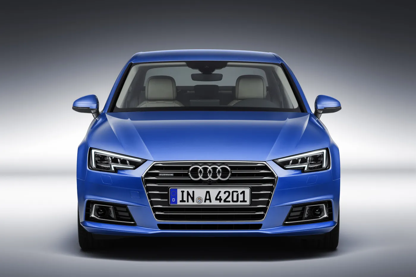 7922150-audi-a4-2.jpg