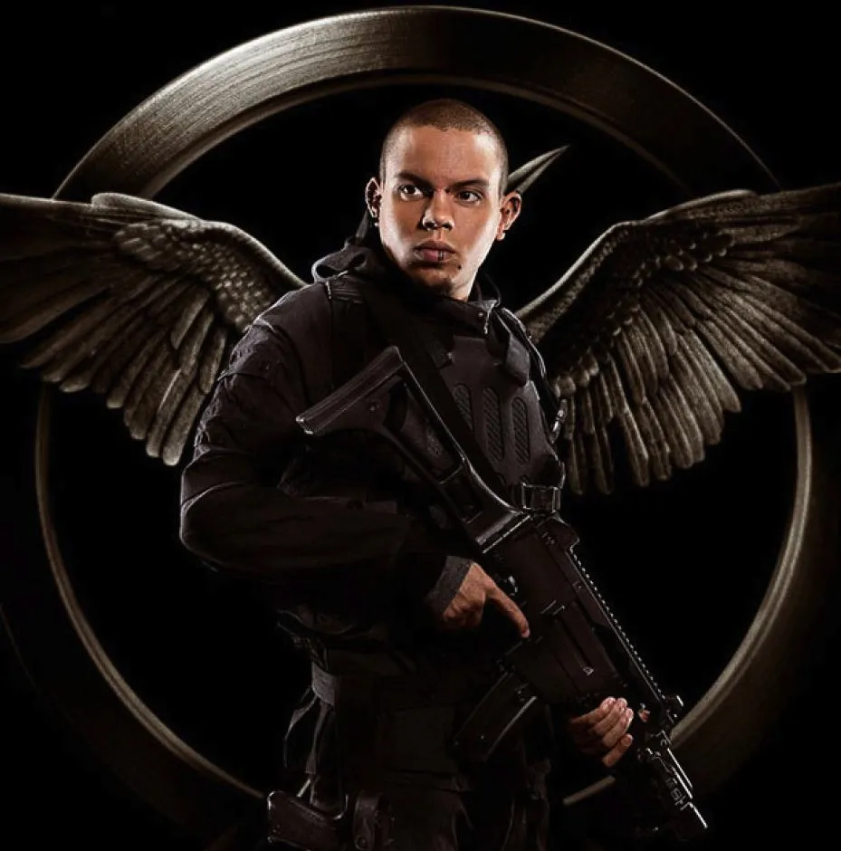 7776023-evan-ross.jpg