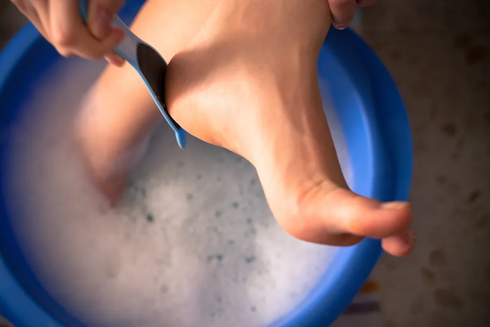 7818349-pedicure.jpg
