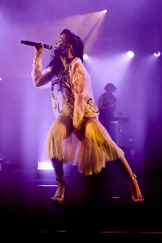 7874459-fka-twigs.jpg