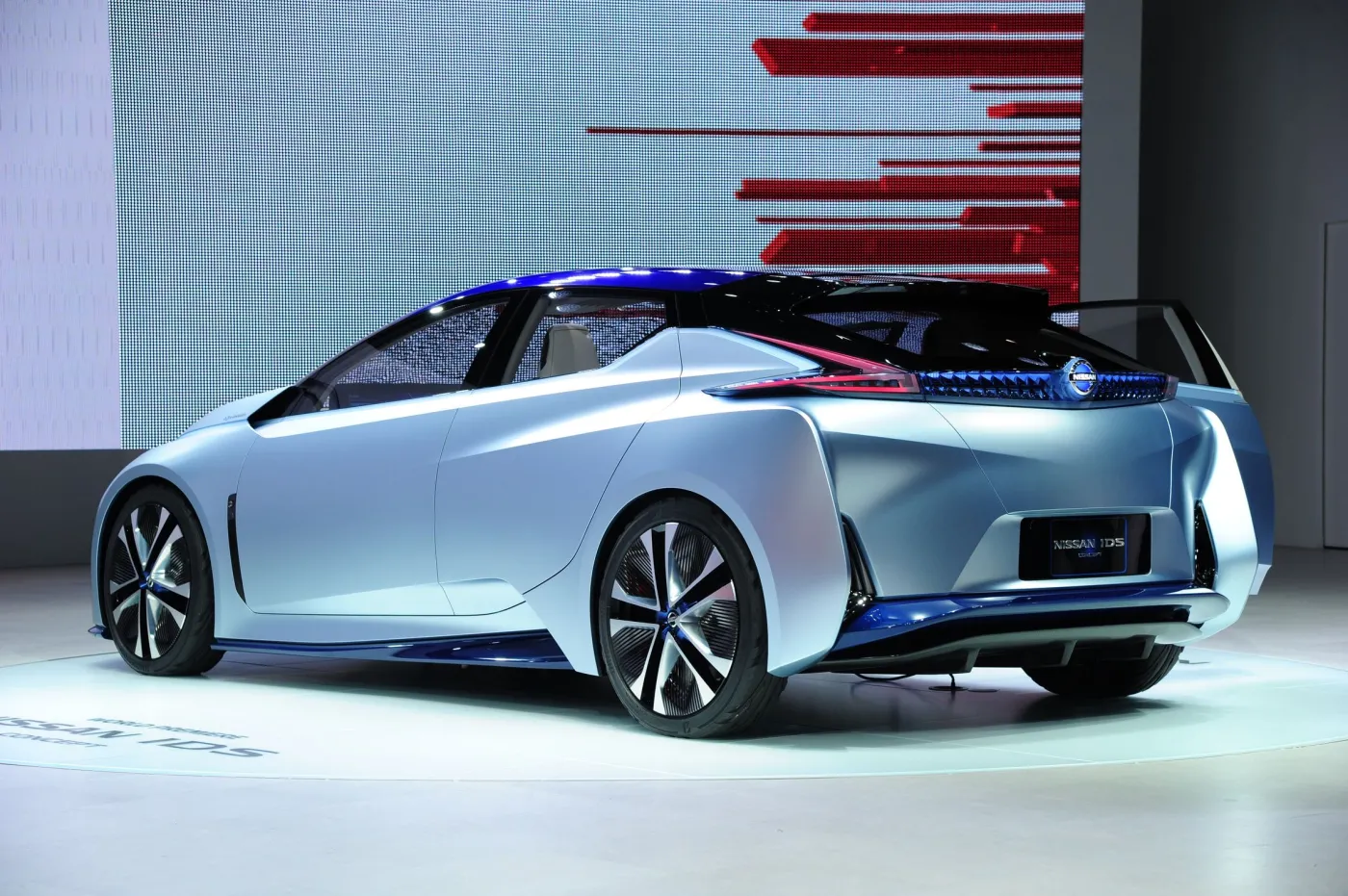 8370638-nissan-ids.jpg