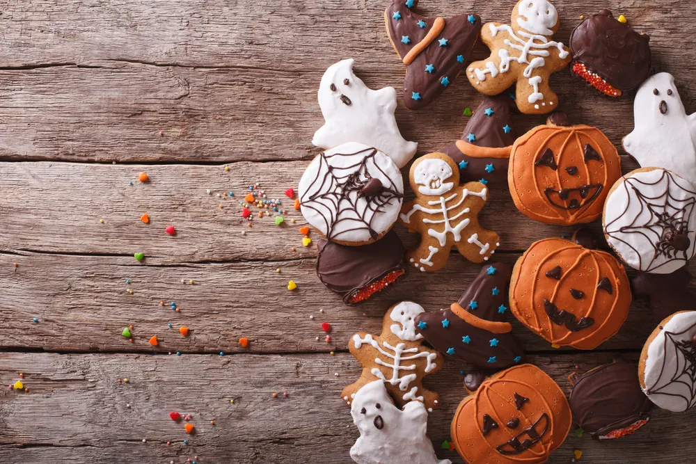 8374328-halloween.jpg