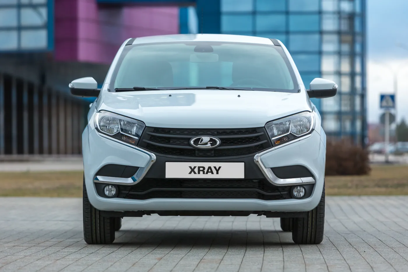 8393364-lada-xray.jpg