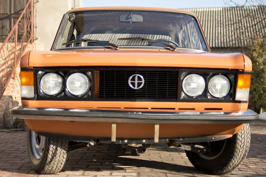 8410079-fiat-125p.jpg