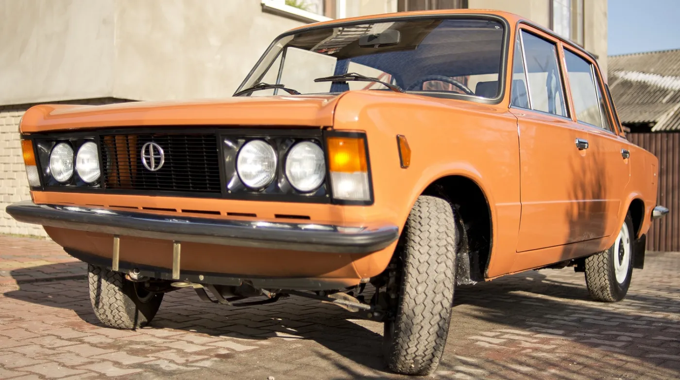 8410172-fiat-125p.jpg