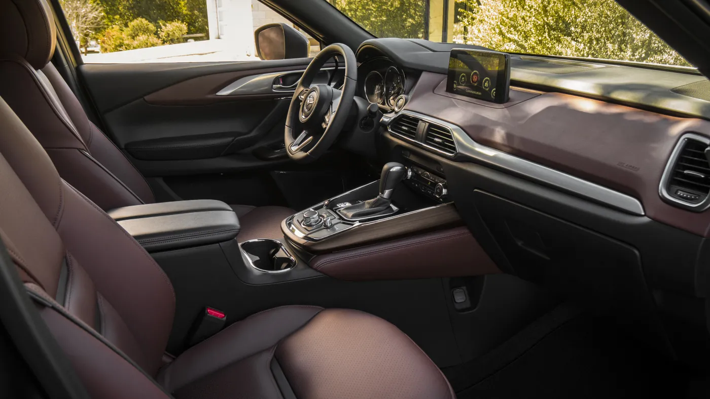 8444141-mazda-cx-9.jpg