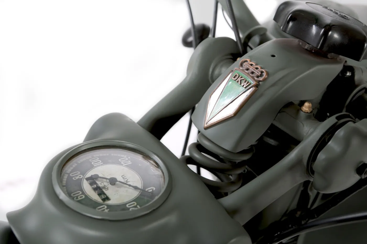 8459954-dkw-nz-250.jpg
